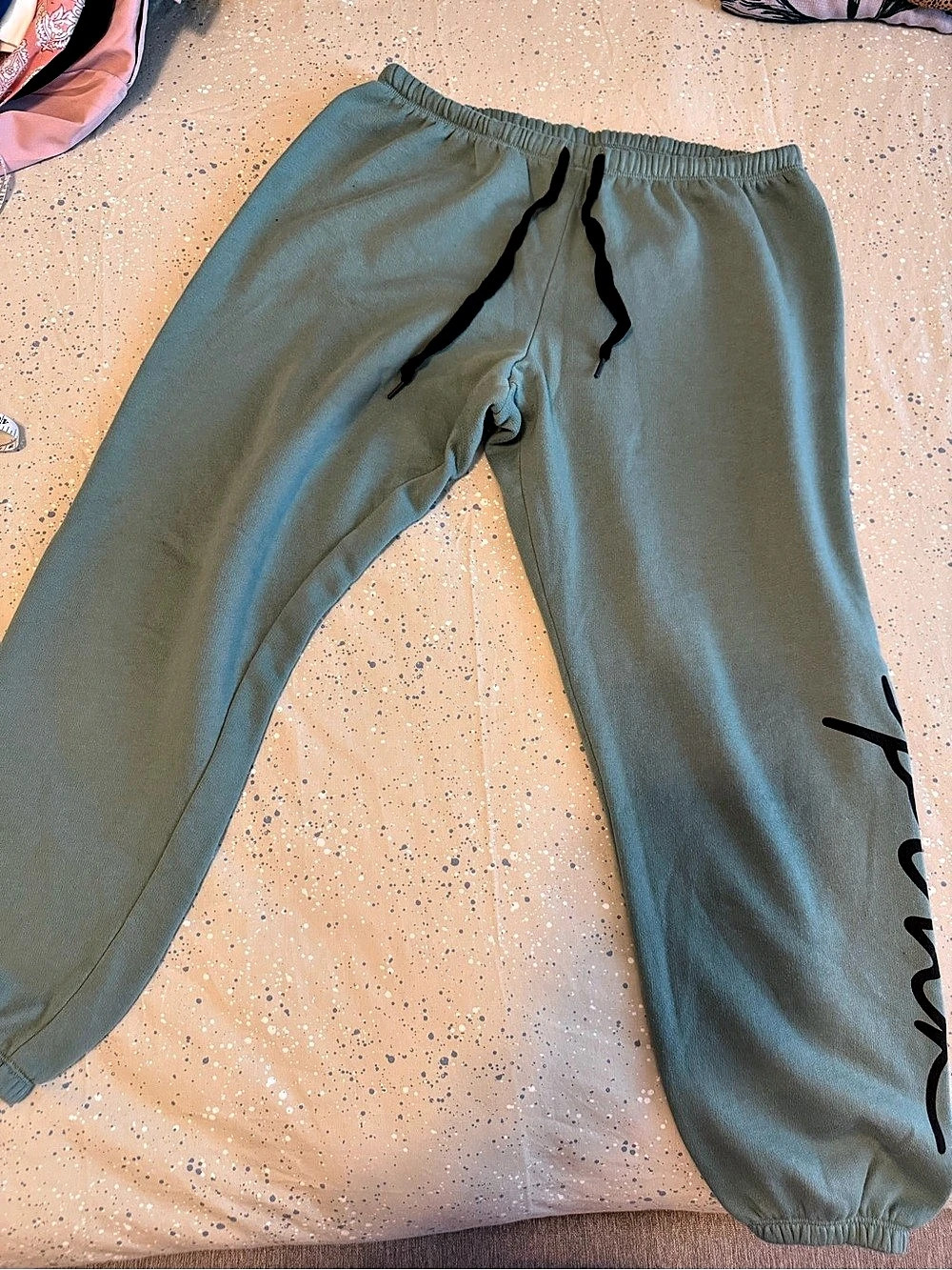 PINK by Victoria’s Secret Sage Green Joggers – Size L. Great condition.